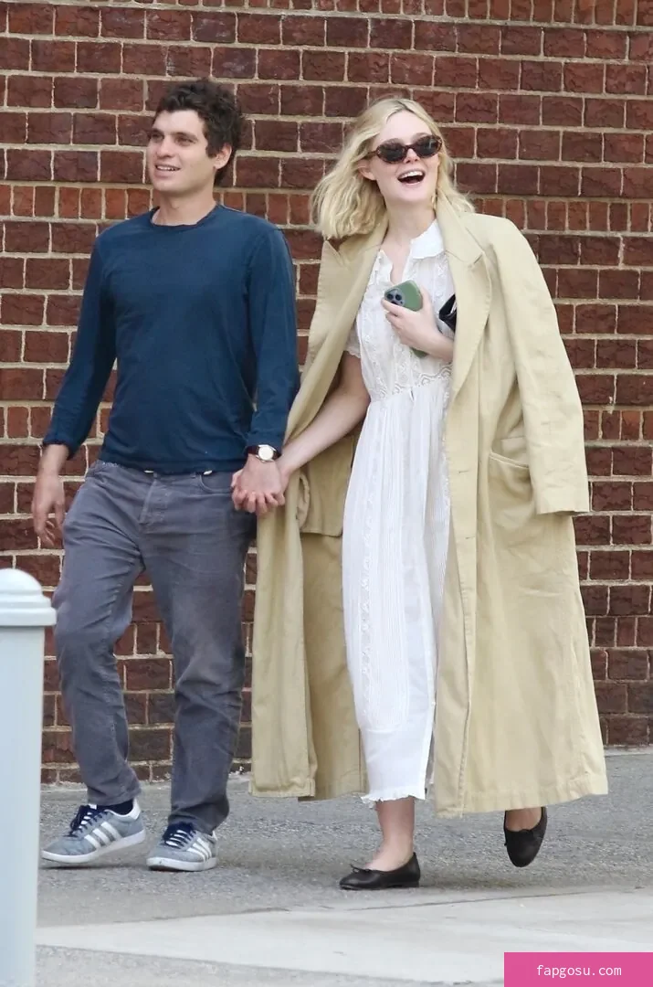 Elle Fanning