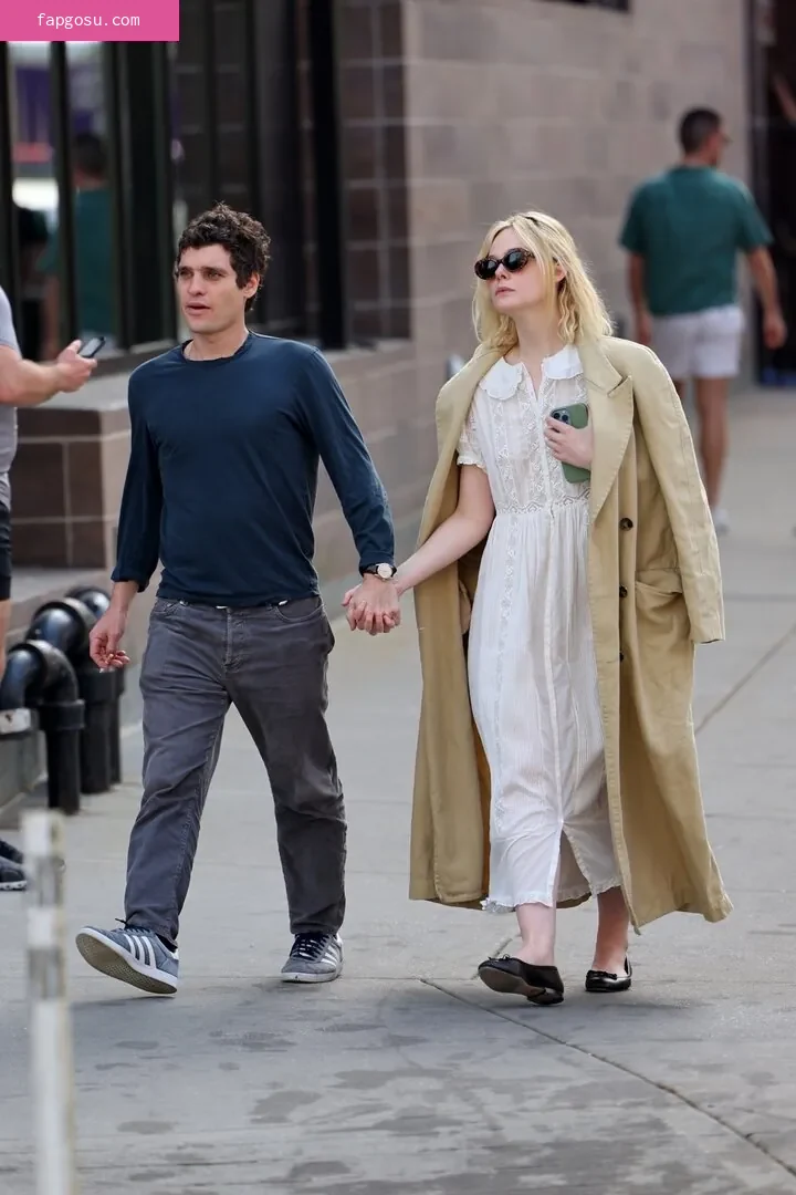 Elle Fanning