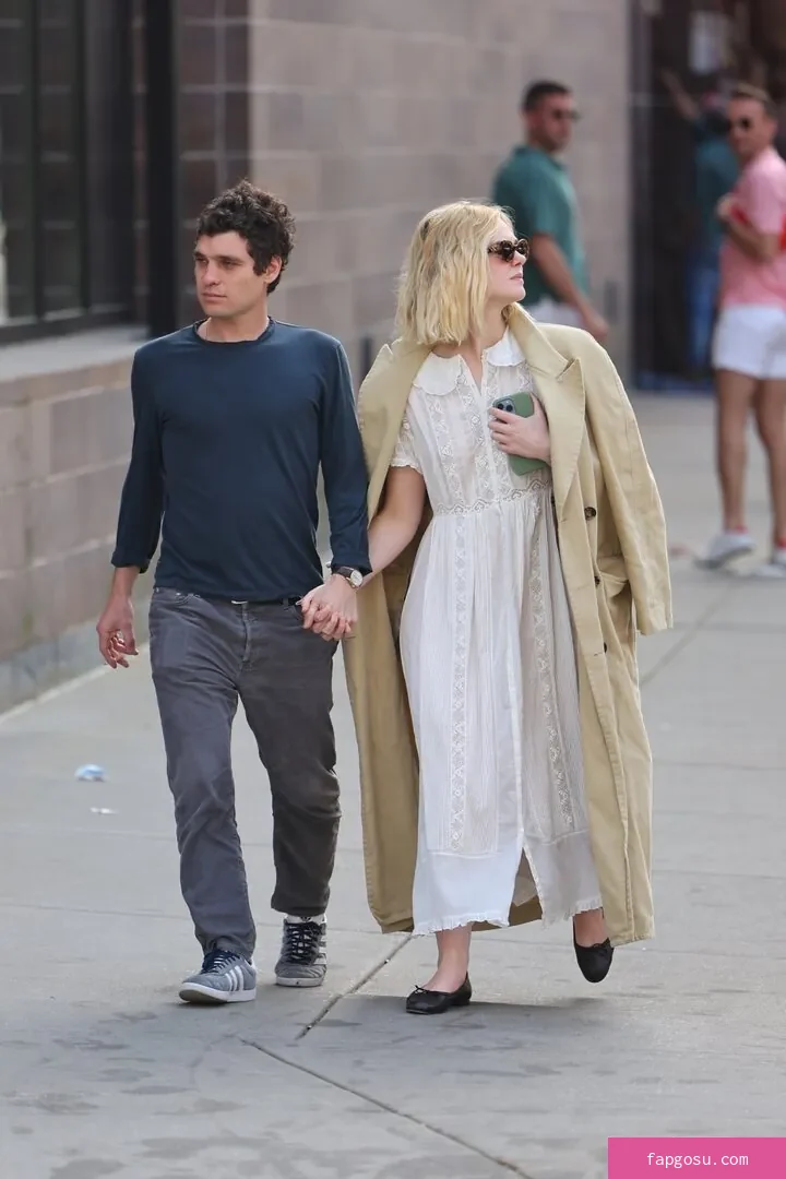 Elle Fanning