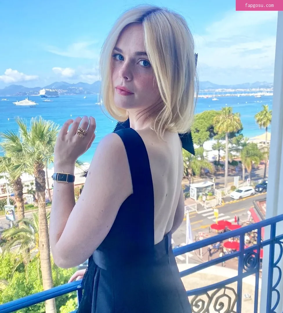 Elle Fanning