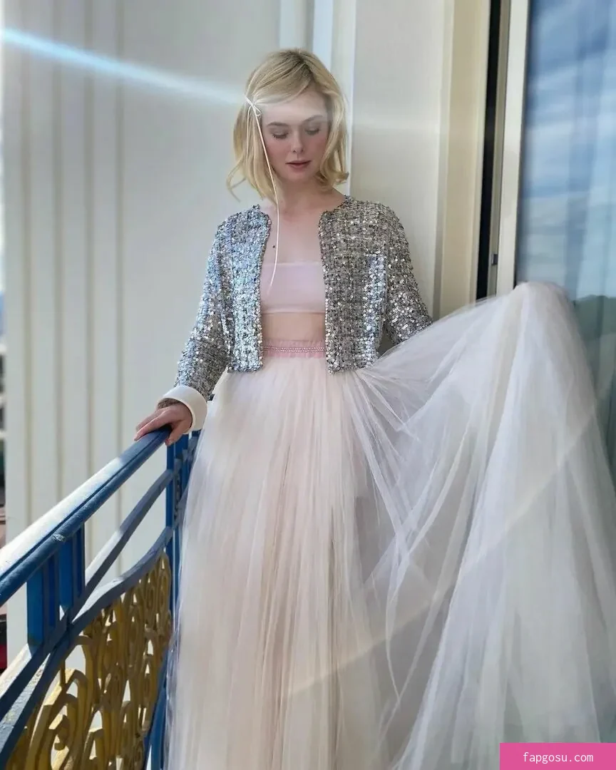Elle Fanning