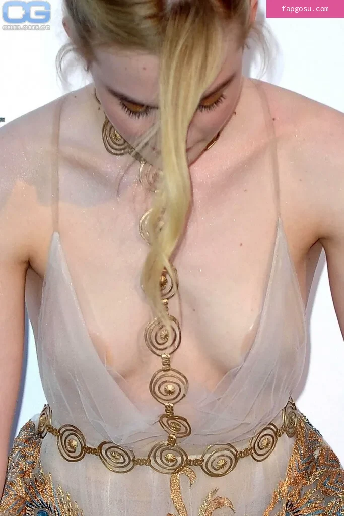 Elle Fanning