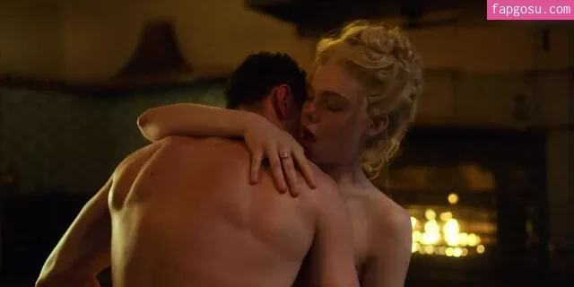 Elle Fanning