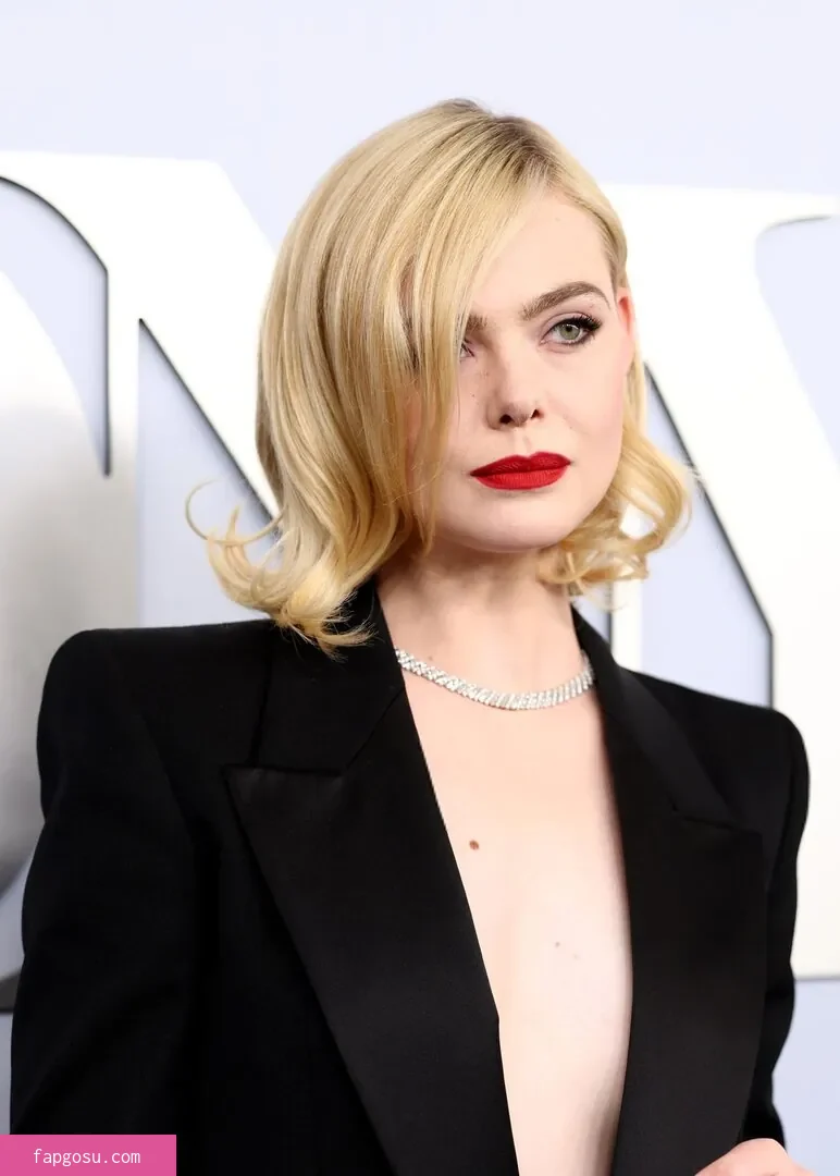 Elle Fanning