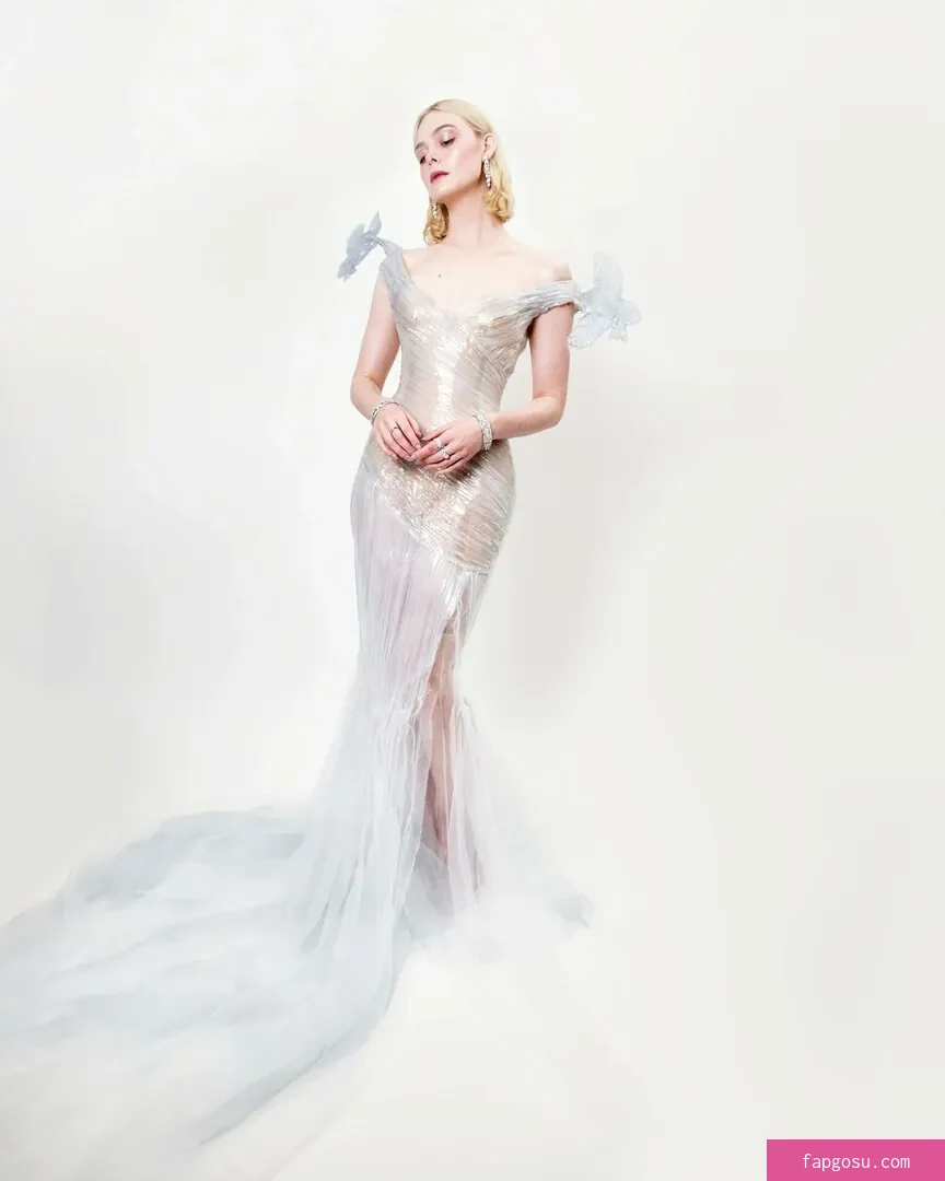 Elle Fanning