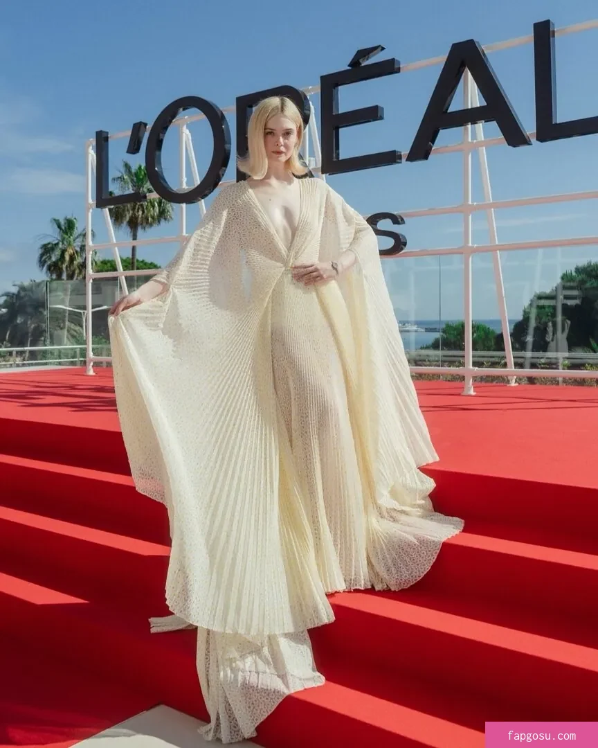 Elle Fanning