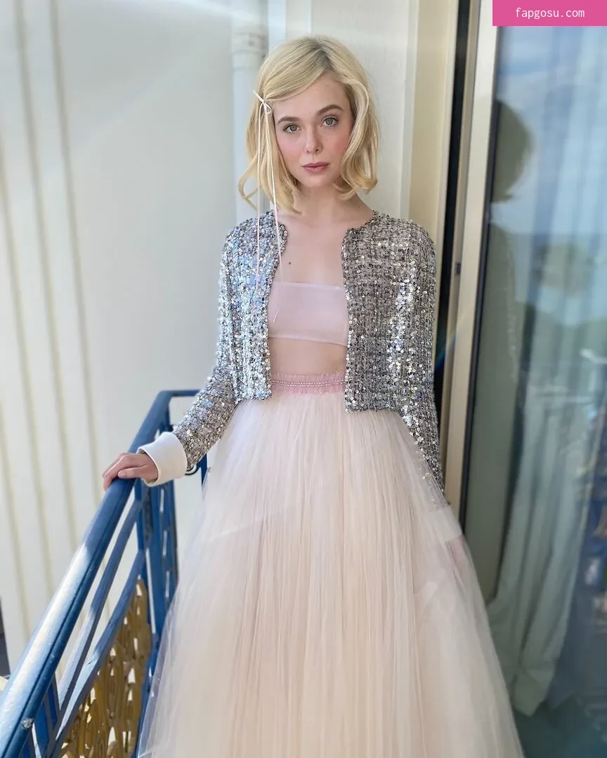 Elle Fanning