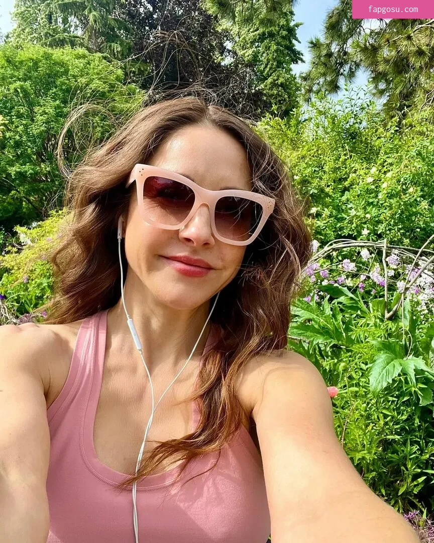 Erin Karpluk