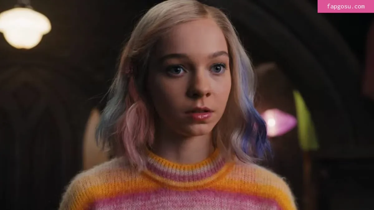 Emma Myers