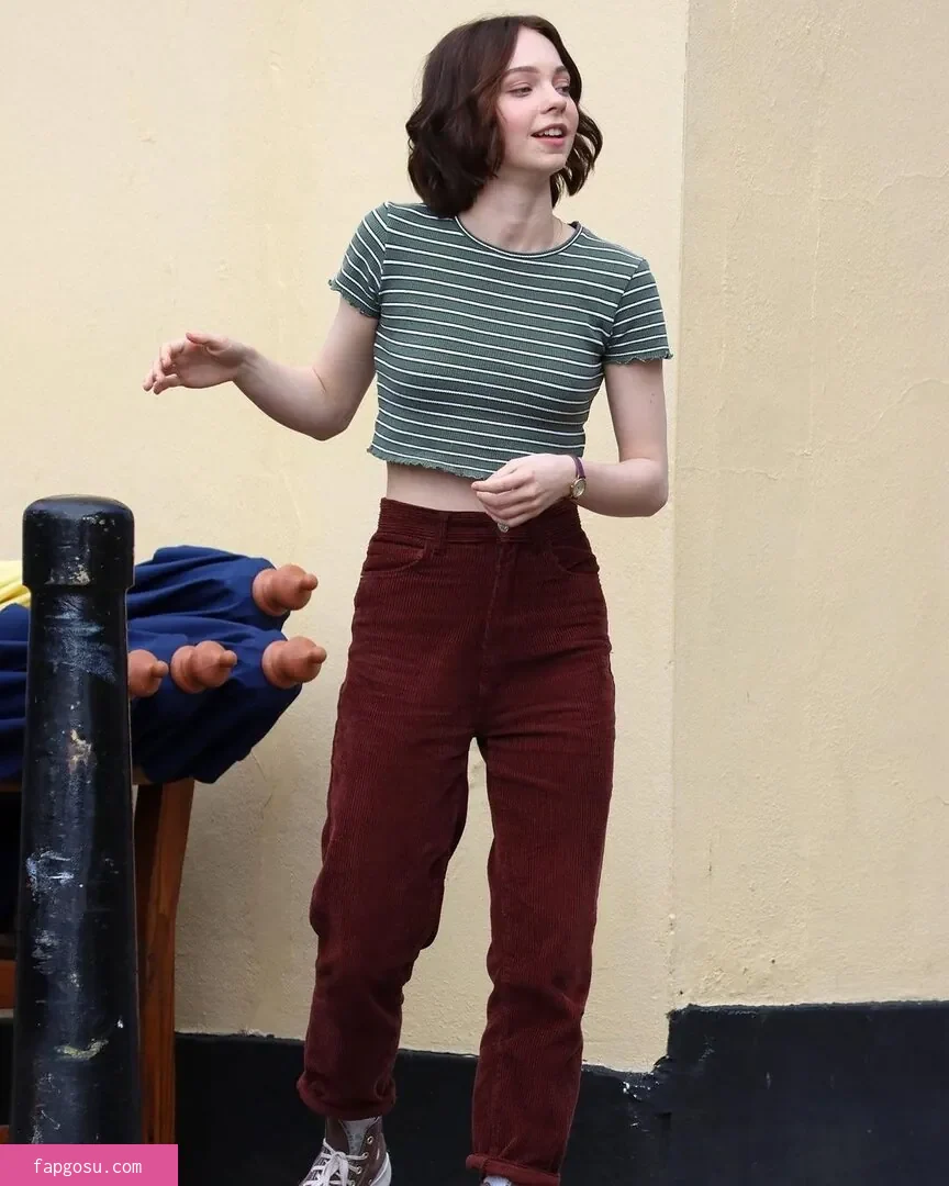 Emma Myers