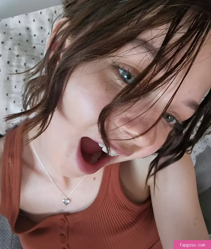 Emma Myers