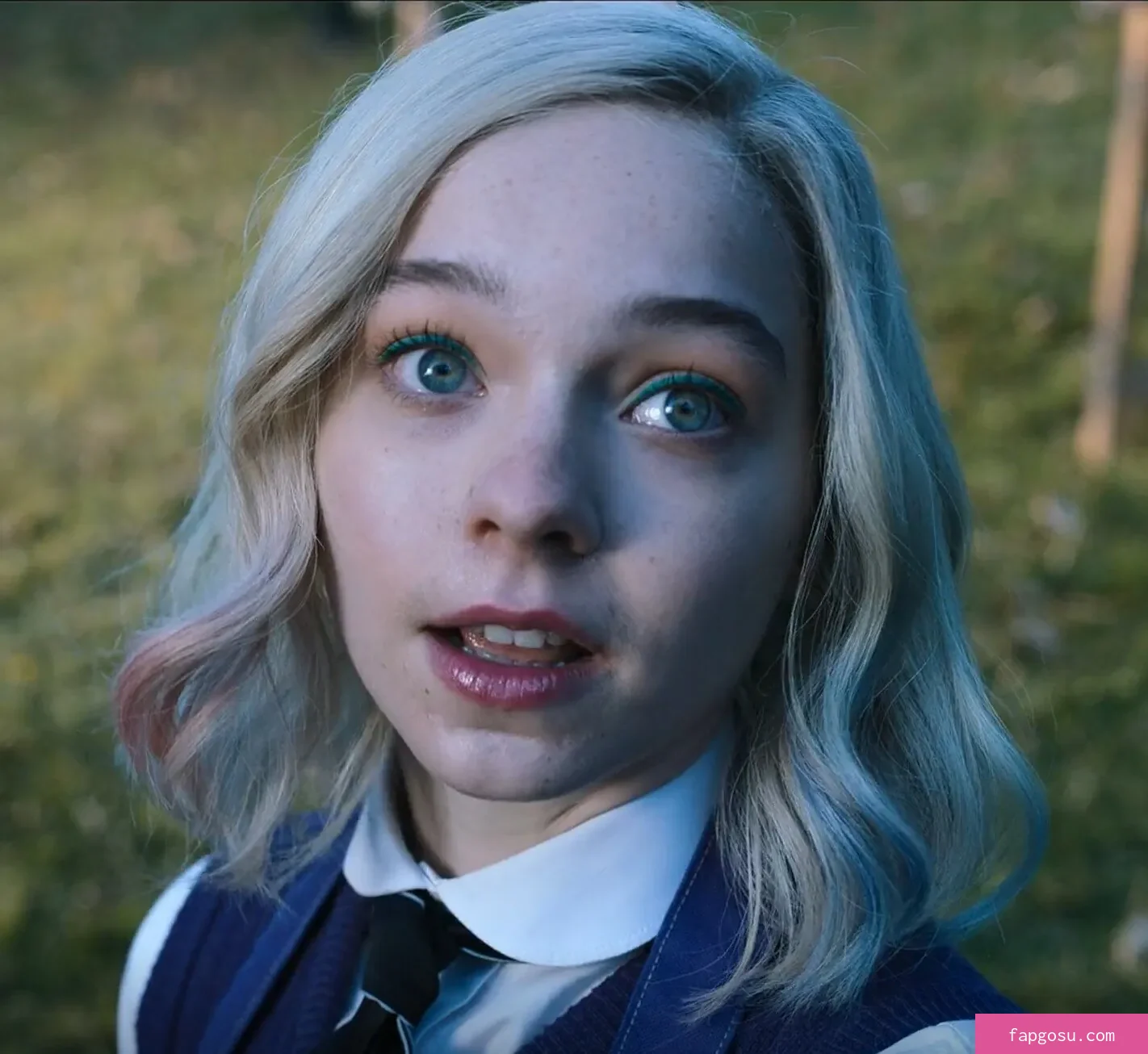Emma Myers