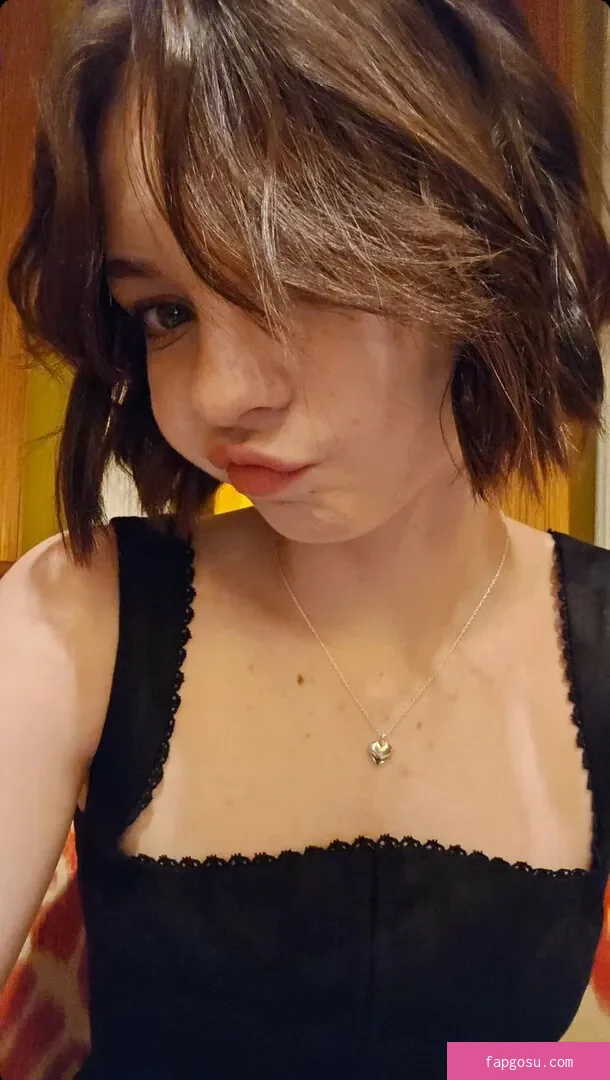 Emma Myers