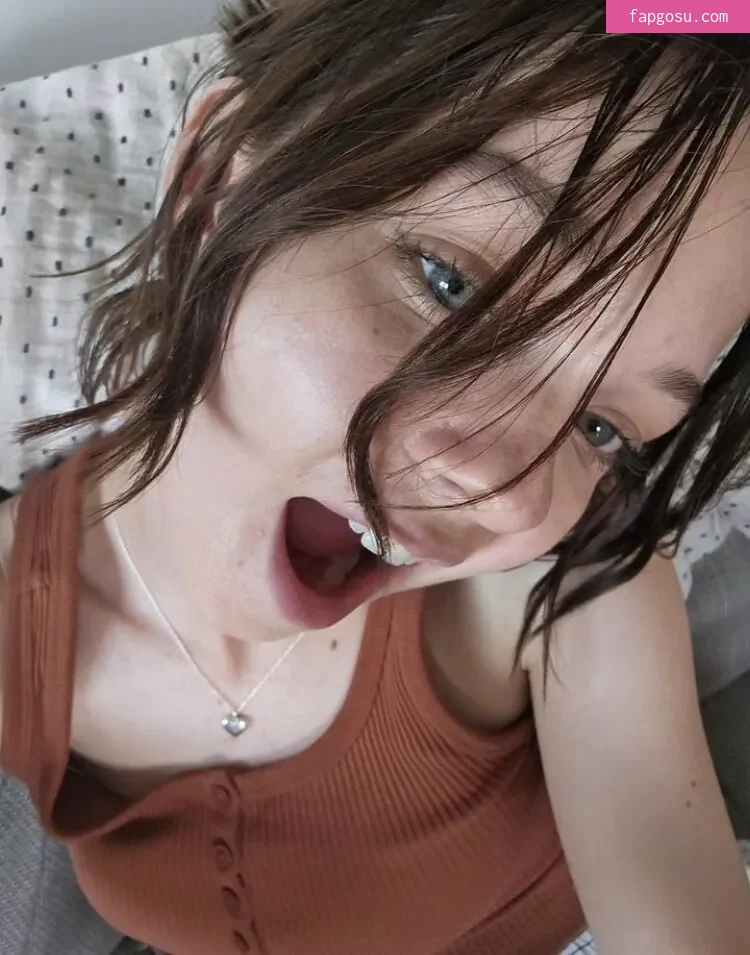 Emma Myers