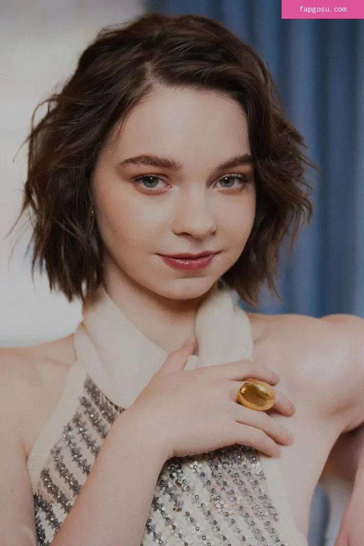 Emma Myers