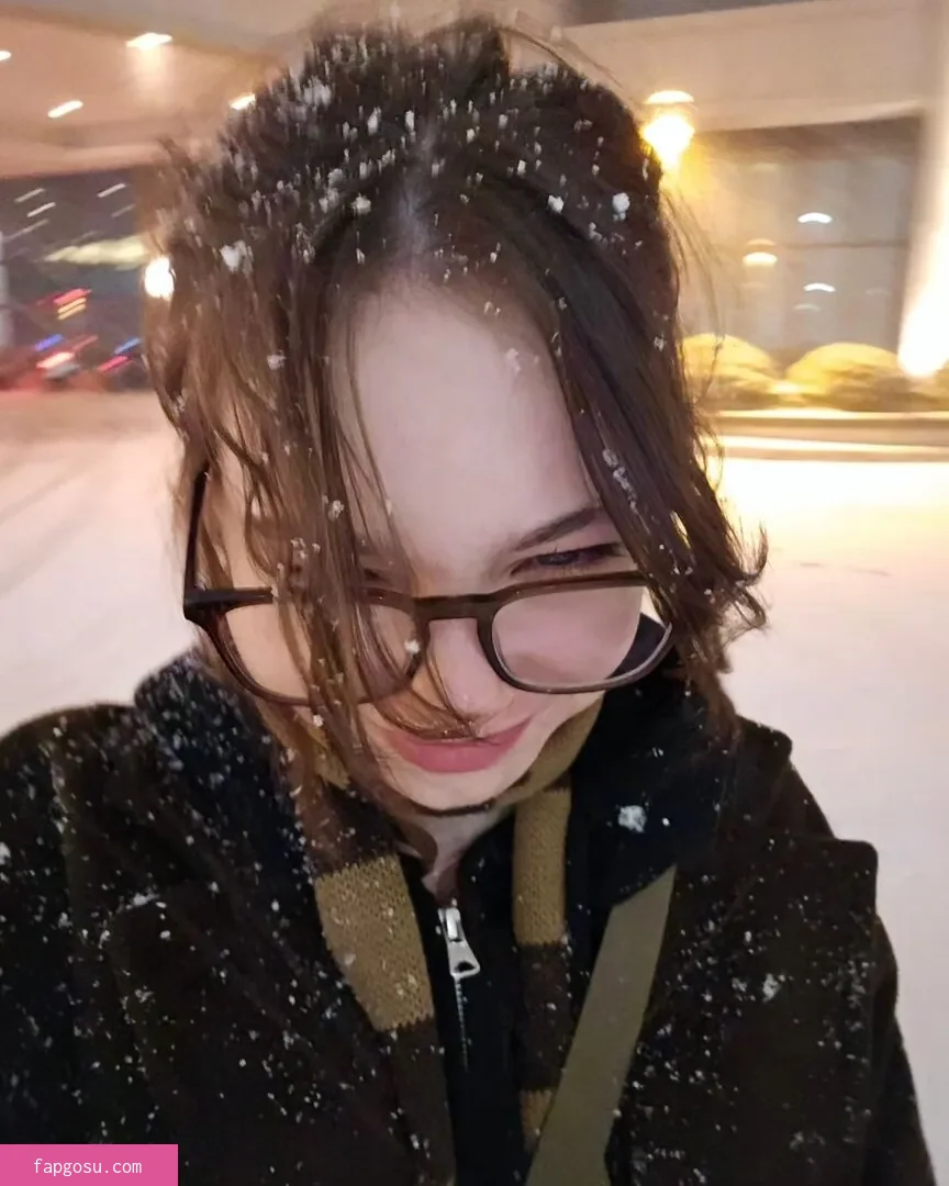 Emma Myers