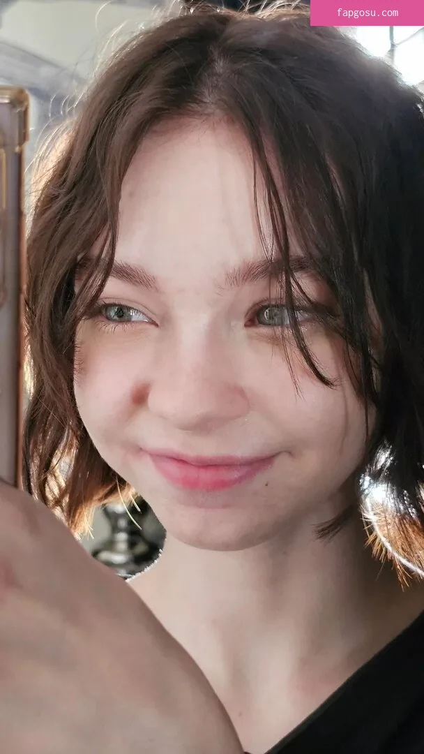 Emma Myers