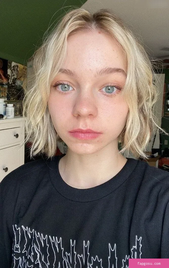 Emma Myers