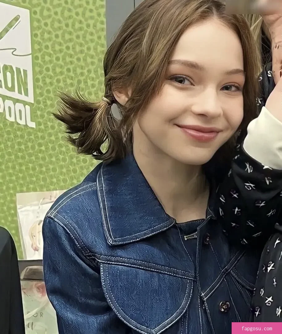 Emma Myers