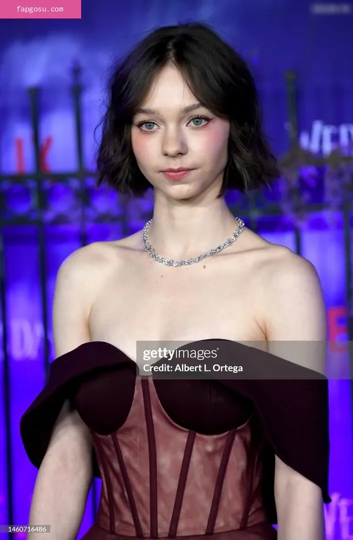Emma Myers