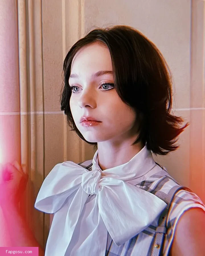 Emma Myers