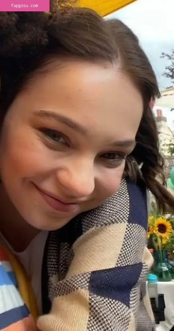 Emma Myers