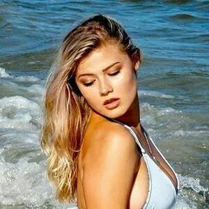 Erin Nicole