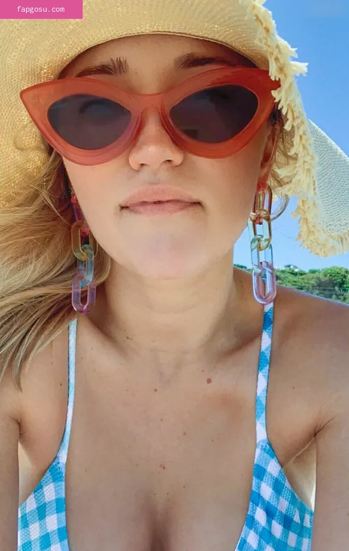Emily Osment