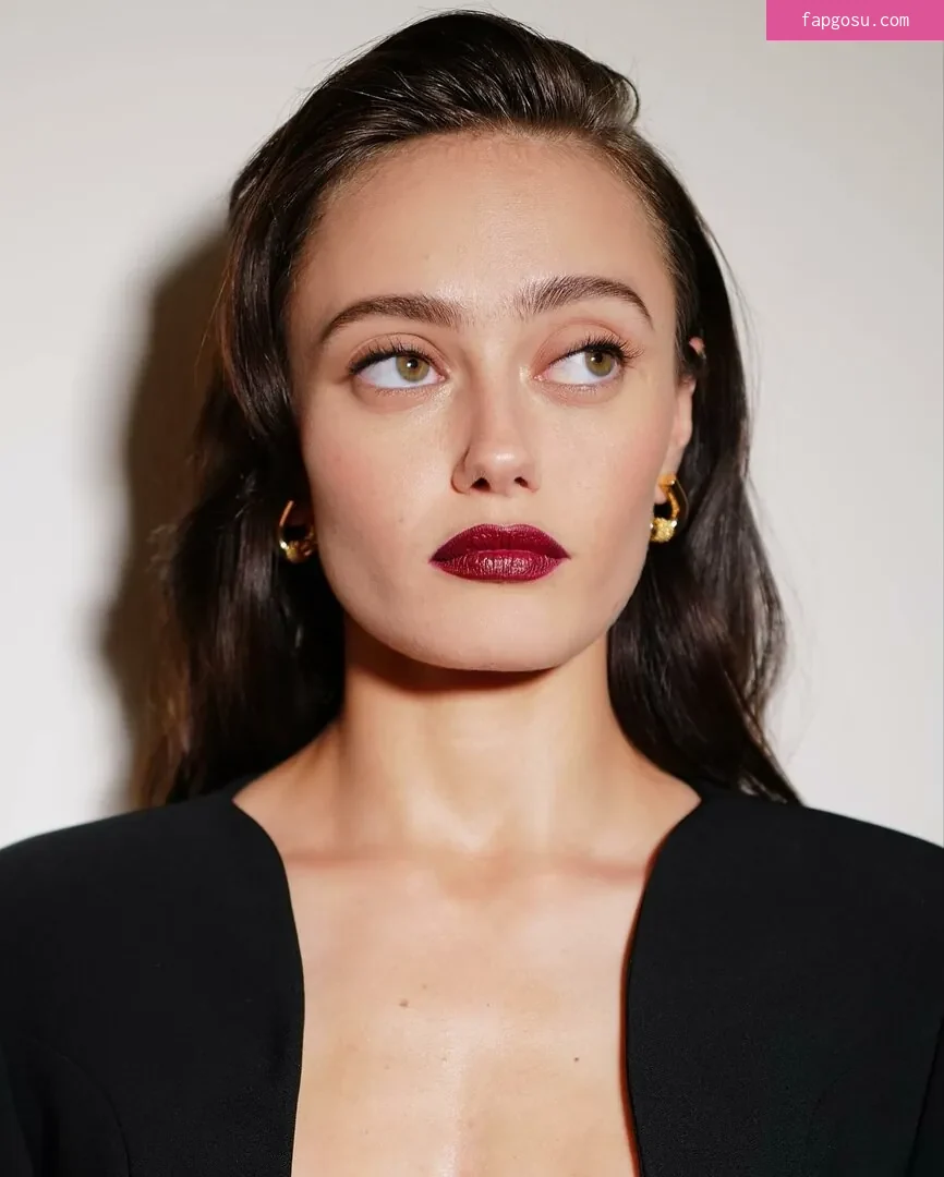 Ella Purnell