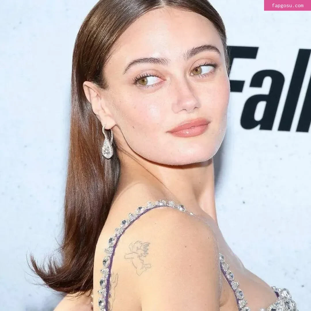 Ella Purnell