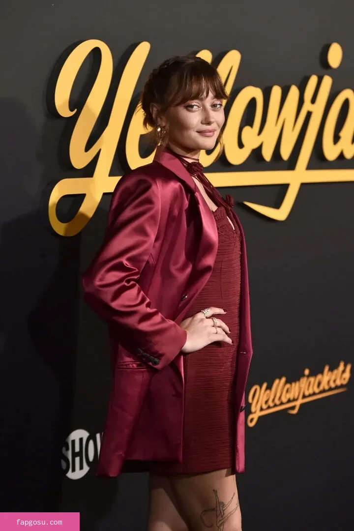 Ella Purnell