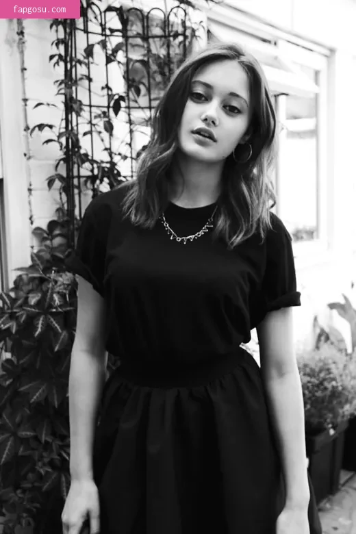 Ella Purnell