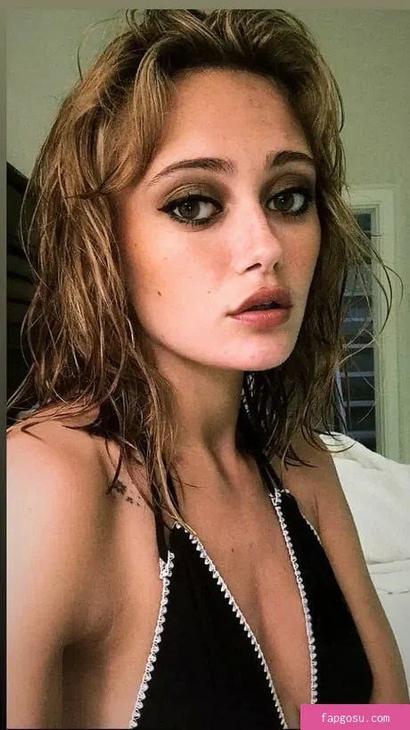 Ella Purnell