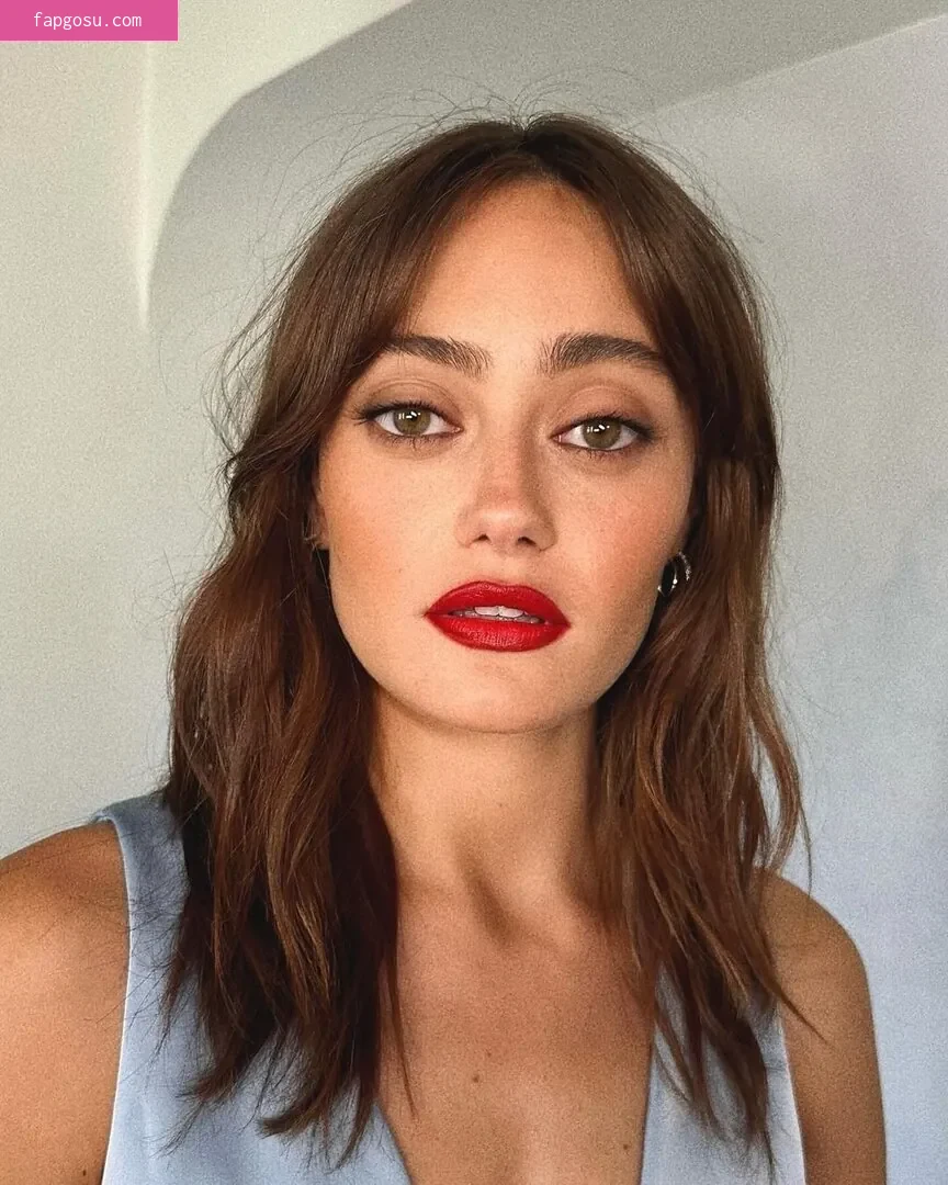 Ella Purnell