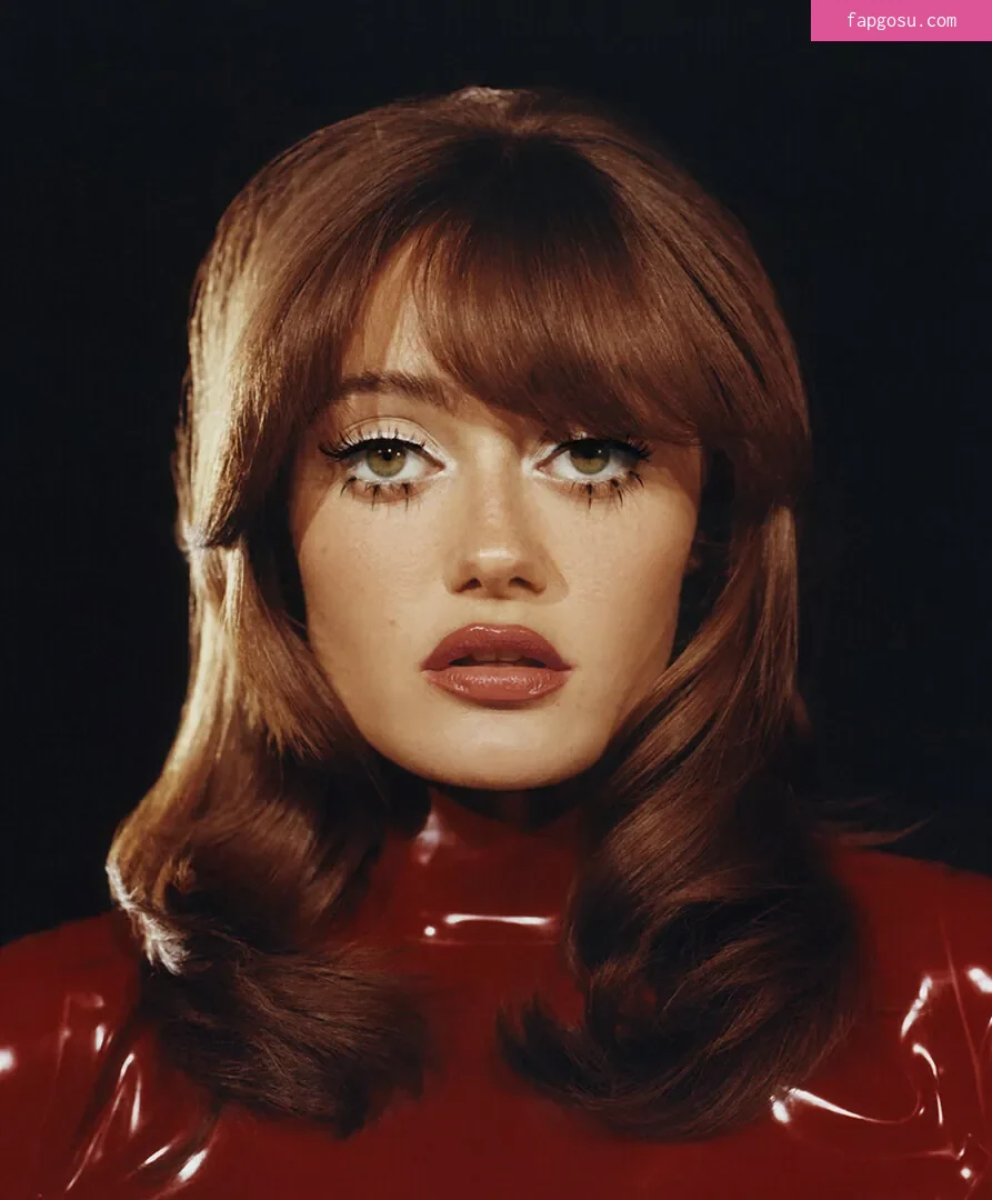 Ella Purnell