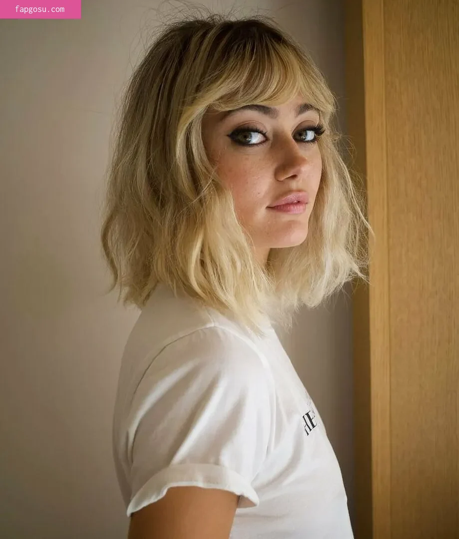 Ella Purnell