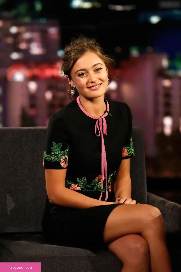 Ella Purnell