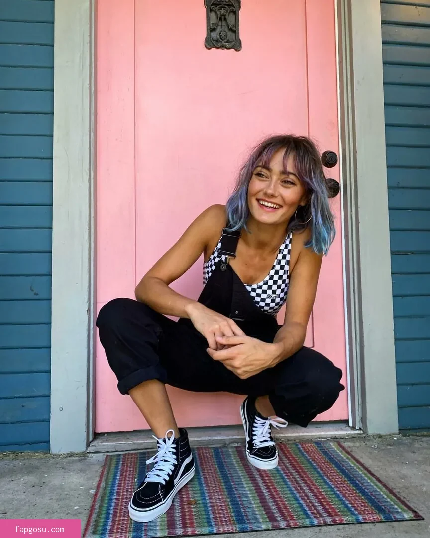 Ella Purnell