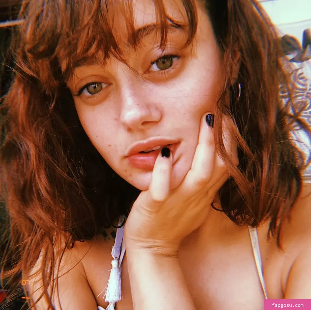 Ella Purnell
