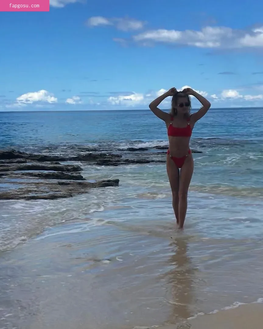 Ella Purnell