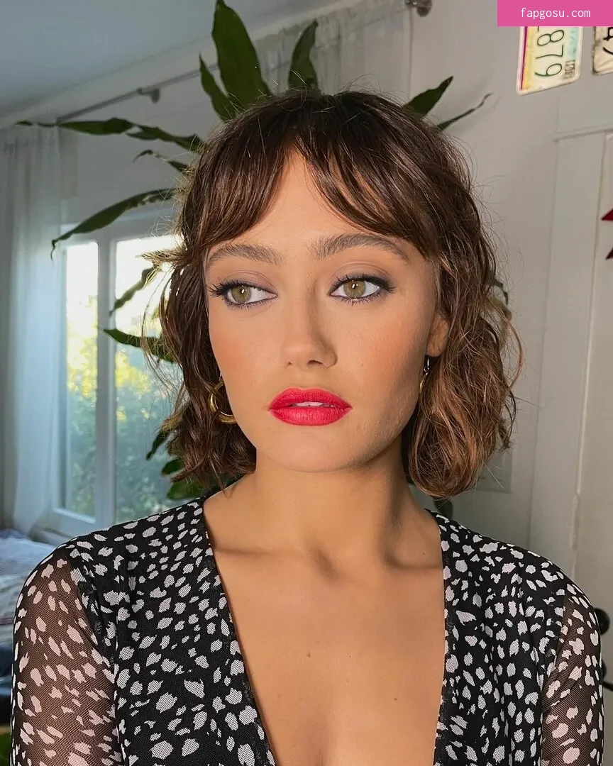 Ella Purnell