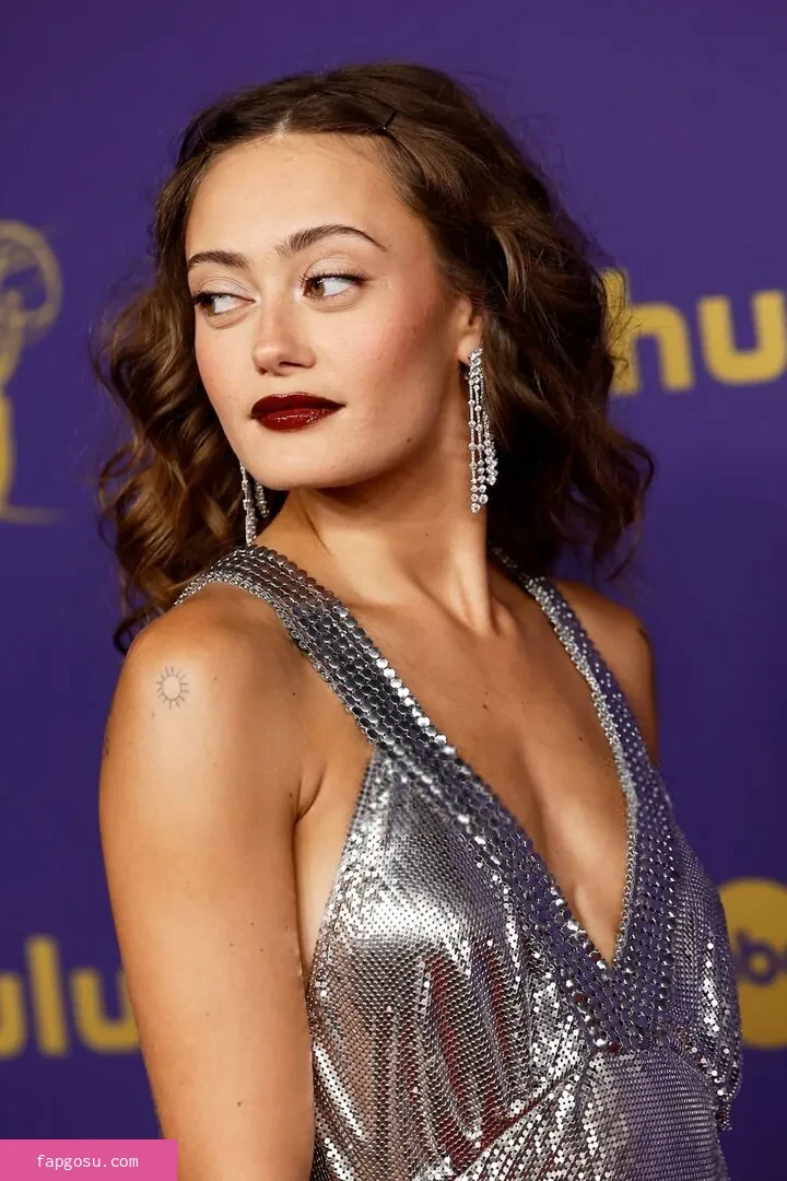Ella Purnell