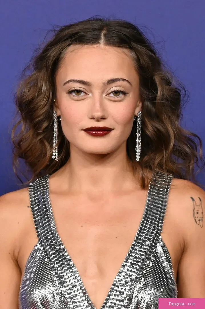 Ella Purnell