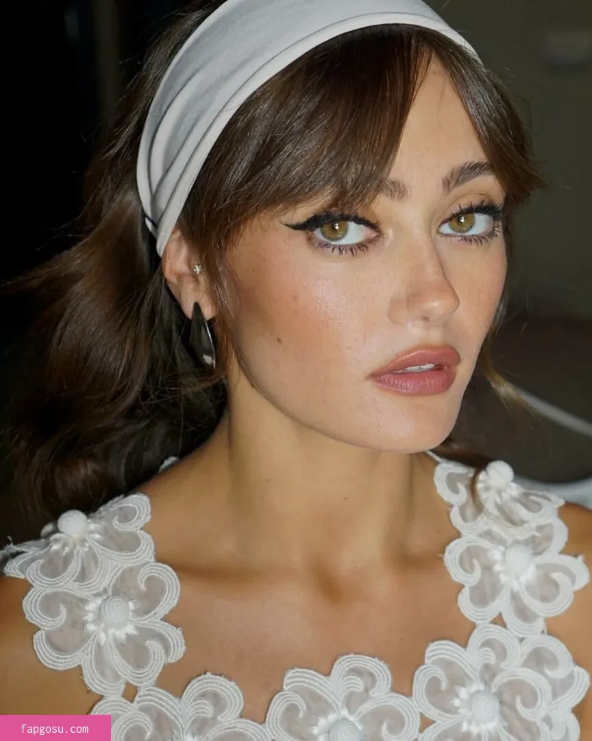 Ella Purnell