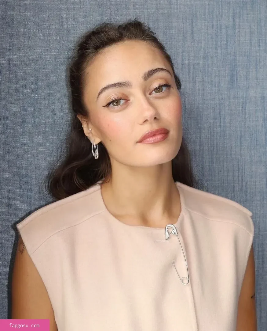 Ella Purnell