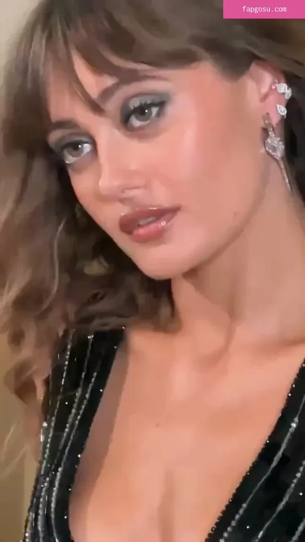 Ella Purnell