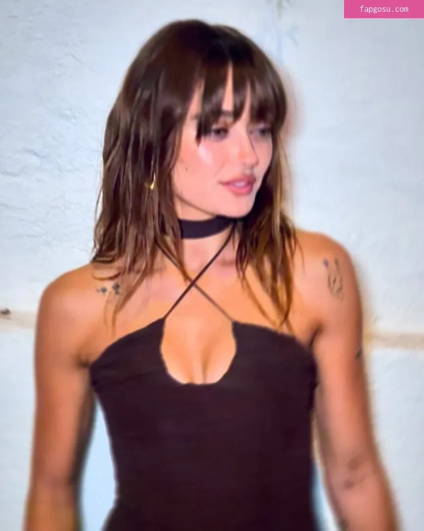 Ella Purnell