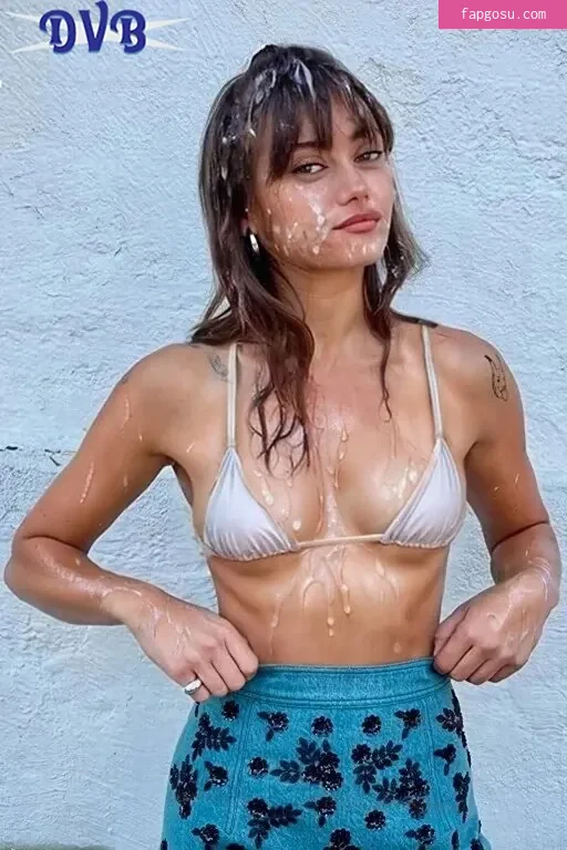 Ella Purnell