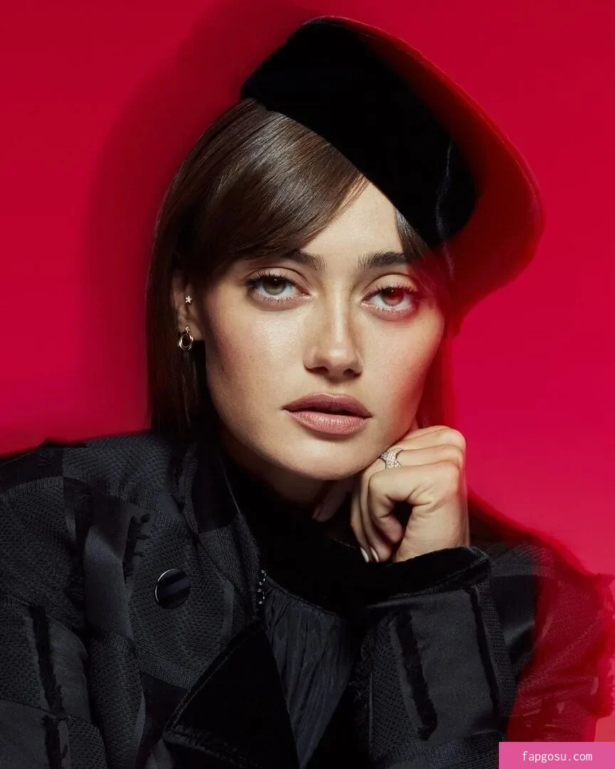 Ella Purnell