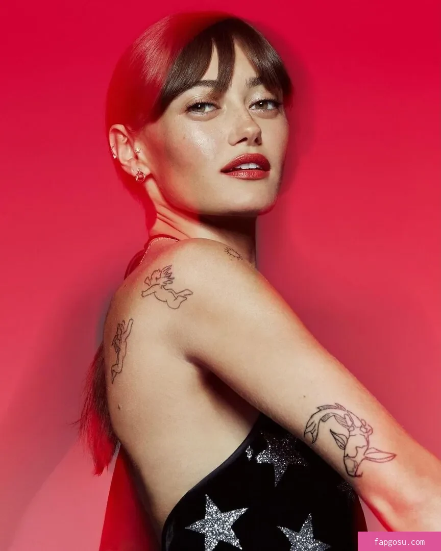 Ella Purnell